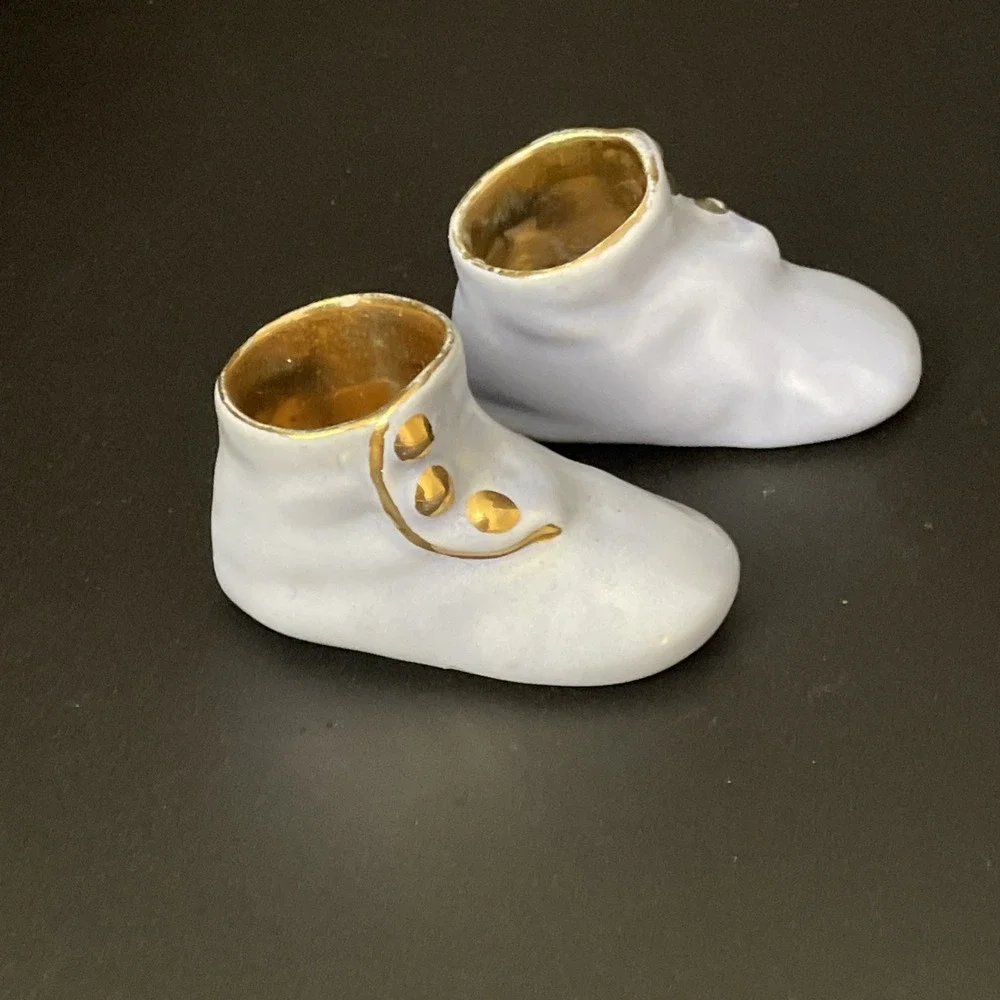 Vintage Ceramic Baby Shoes Booties Planters Blue Unmarked Nursery Shower‎ Decor